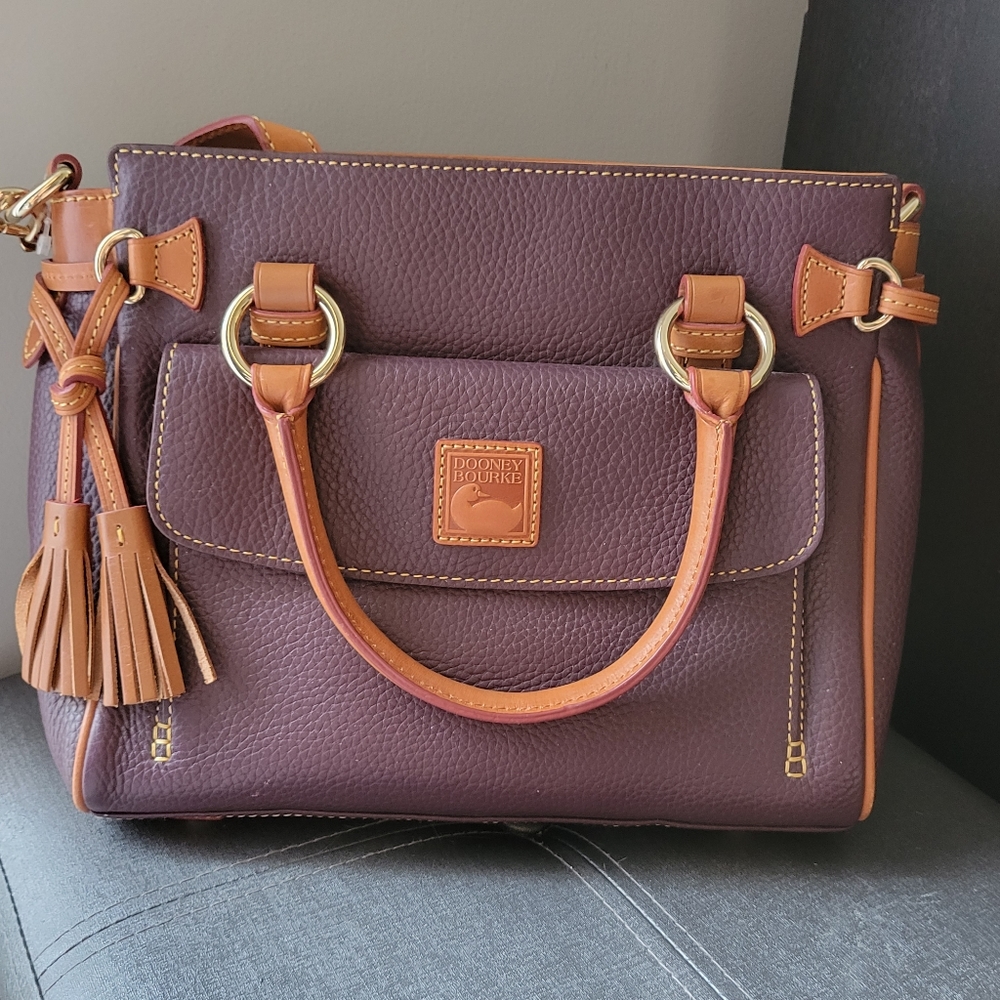 Dooney & Bourke - Medium Pocket Leather Satchel Handbag